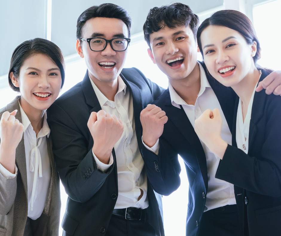 女性在辦公室對話